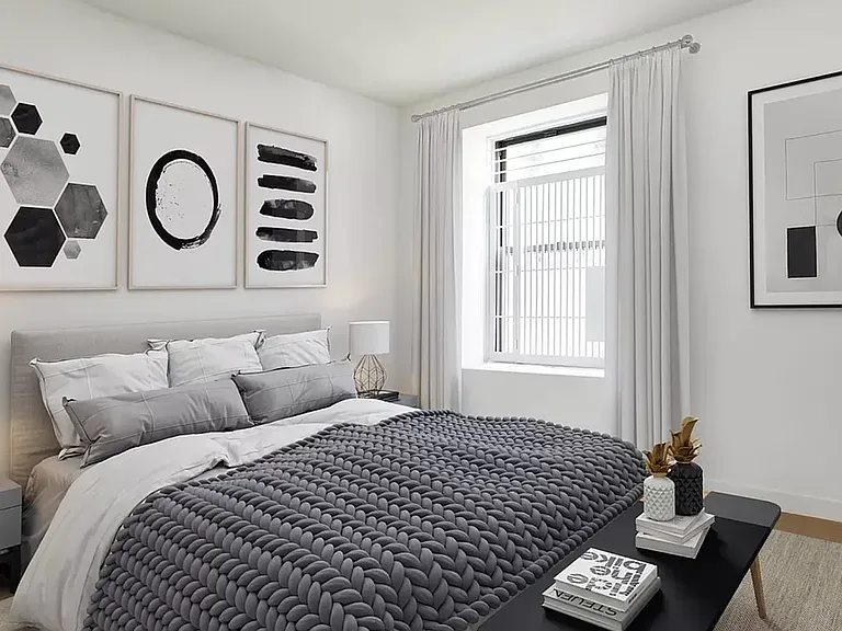 244 E 7th St #2 — Photo 7