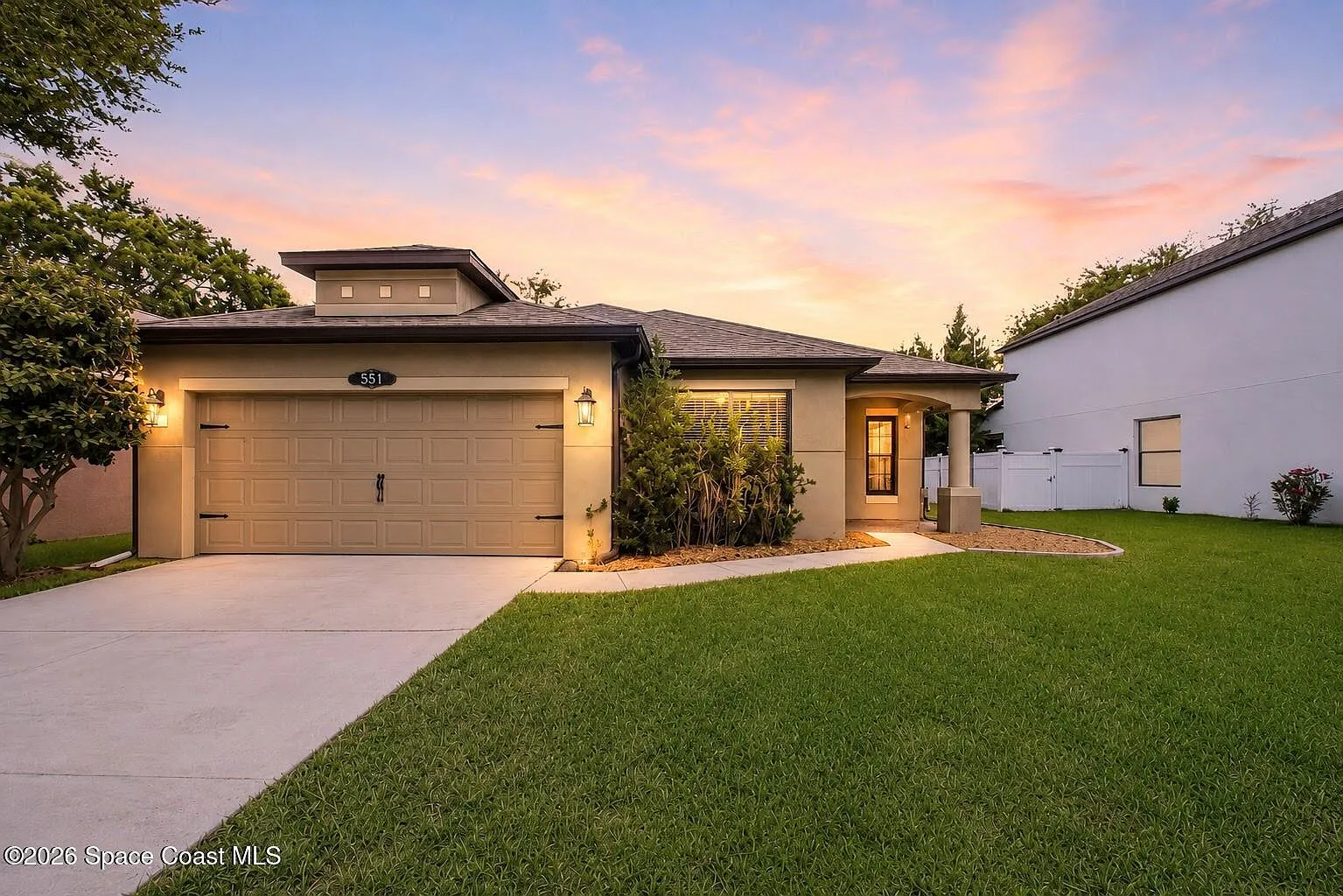 4 bed, 2.0 bath, 1769 sqft, $2,800 — Photo 1