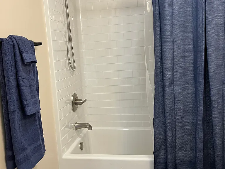 14 Haywood Ave — Photo 24