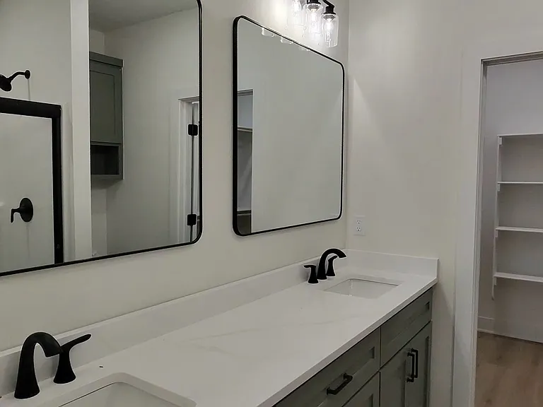 1308 W Beech Dr #A — Photo 12