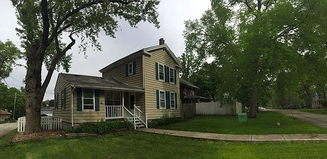 309 N Washington St photo 1