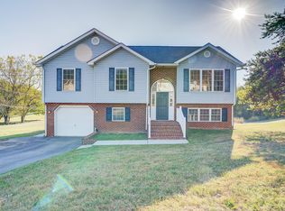 839 Camp North Rd, Salem, VA 24153