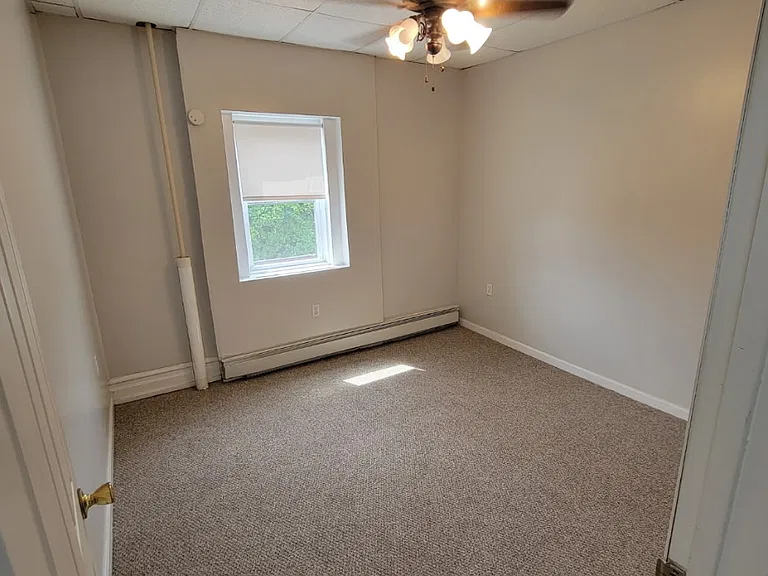 1101 Fullerton Ave — Photo 9
