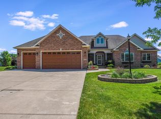 8017 102nd Ave, Pleasant Prairie, WI 53158