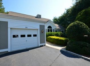 24 Carrie Cir, Fairfield, CT 06825