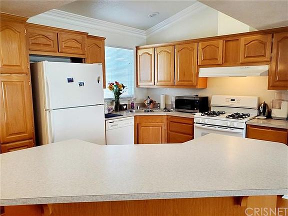 4th image of 20084 Crestview Dr