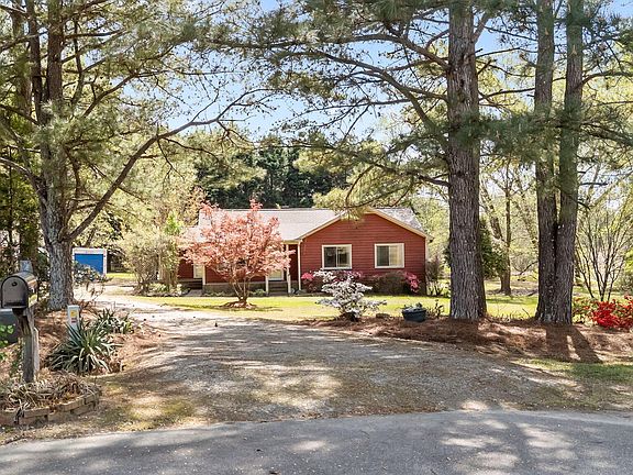 4th image of 4521 Bens Cir