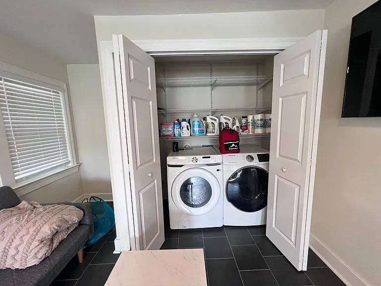 2355 Cherry St — Photo 42