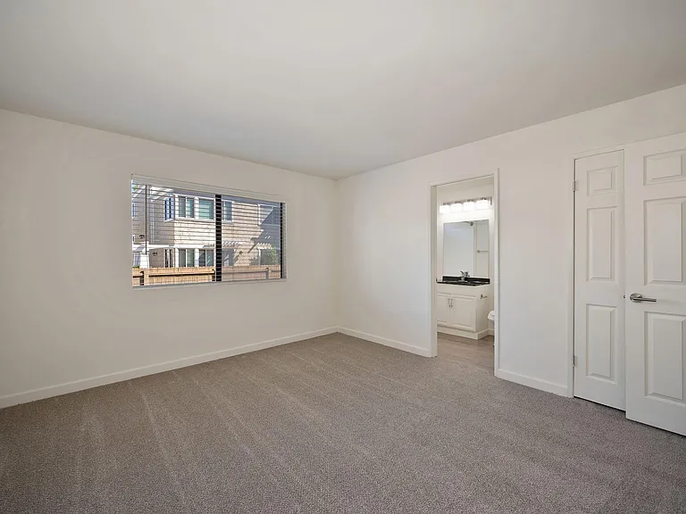 Elan Park Place Carlsbad — Photo 22