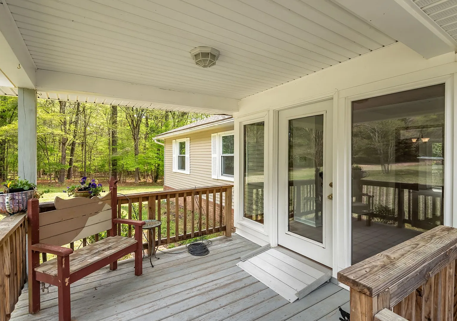 Tranquil Home near Jordan Lake! — Photo 3