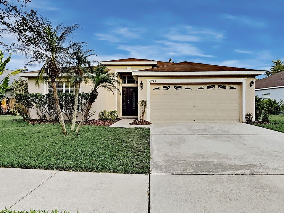 1st image of 6744 Monarch Park Dr