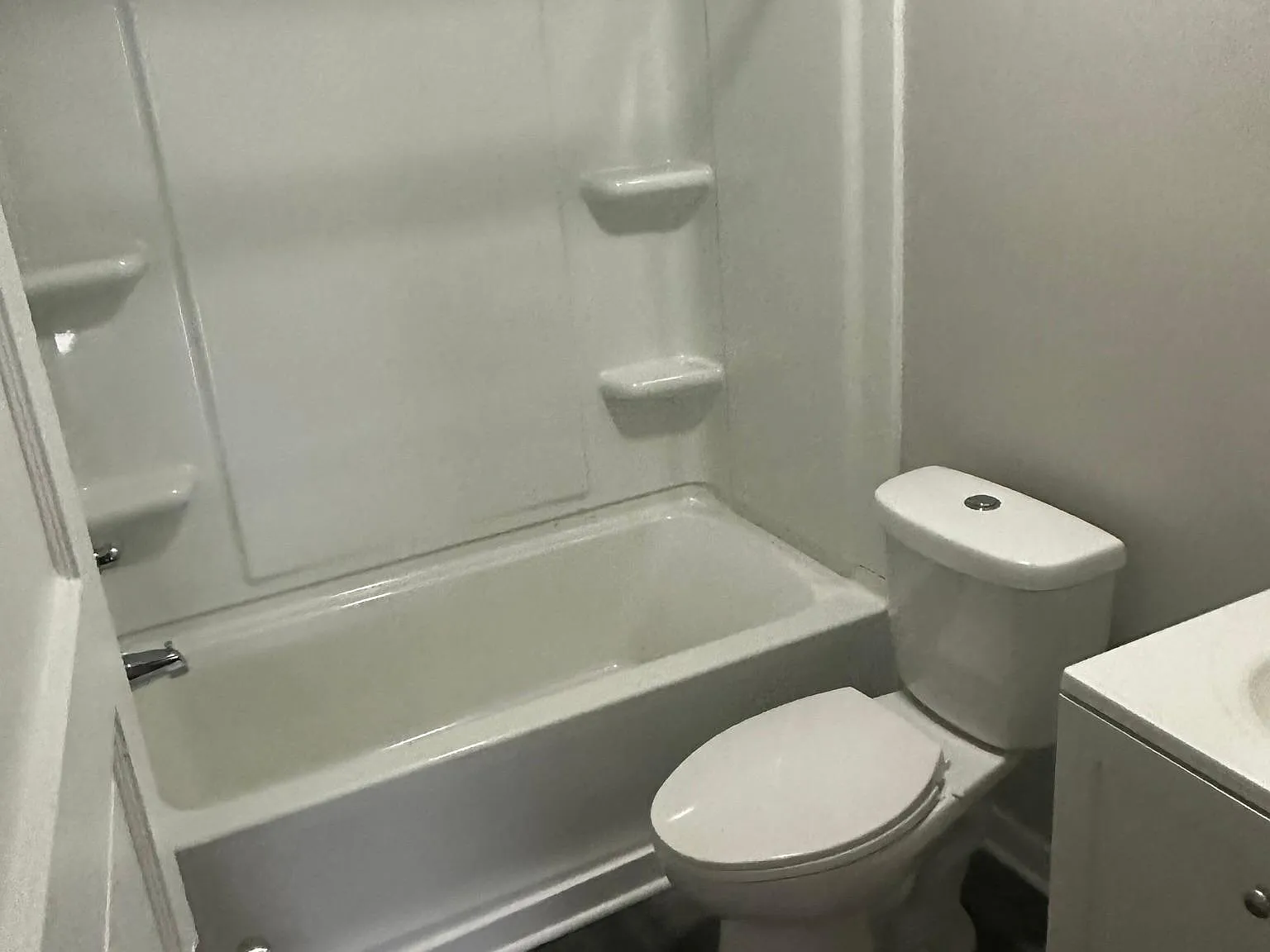 1 bed, 500 sqft, $850 — Photo 2