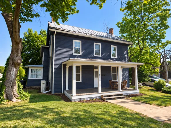 401 Piccadilly St, Edinburg, VA 22824