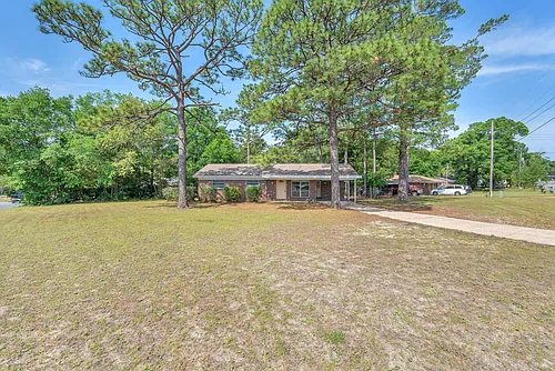 385 Lincoln Ave Photo 1