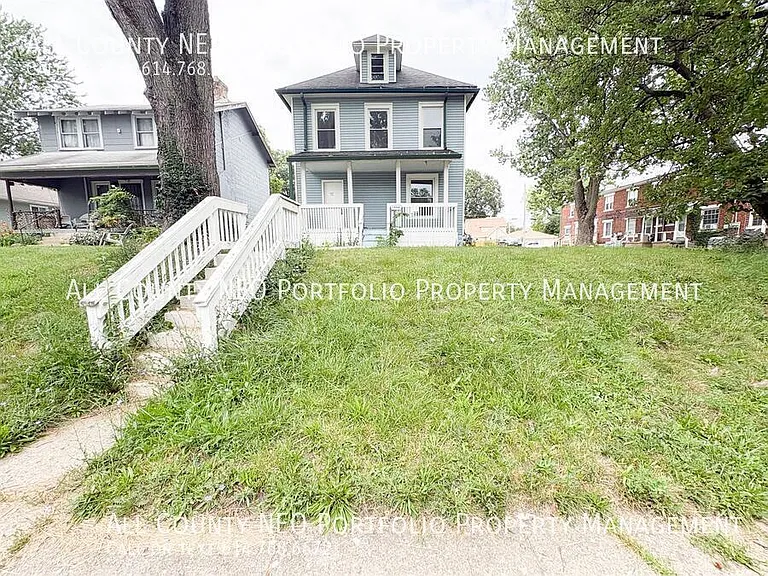 1994 Floral Ave — Photo 1