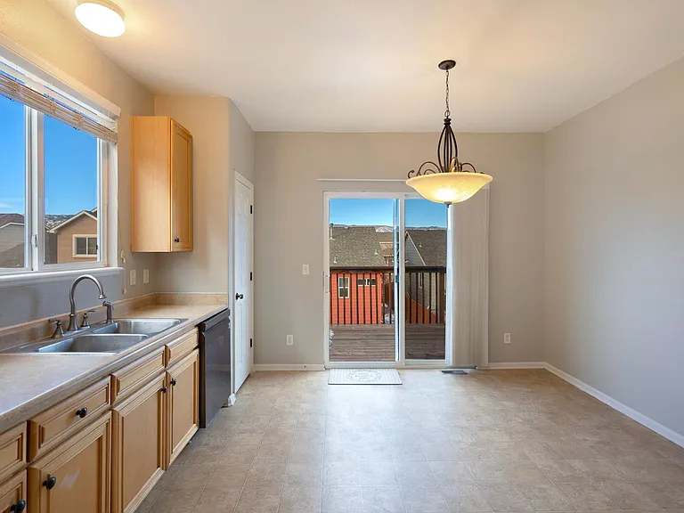 270 Avocet Loop — Photo 11