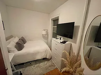 Rented by LJ Sloane Management