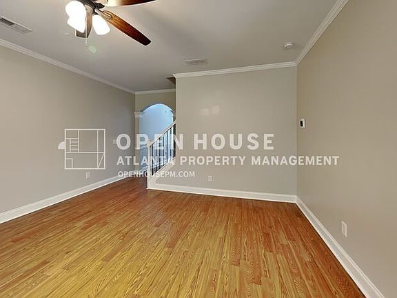4th image of 302 Ascott Ln