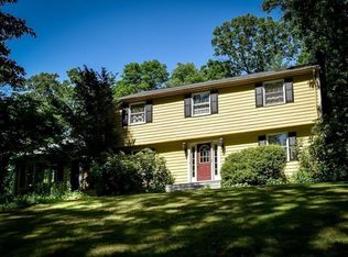 24 Upton Rd, Westborough, MA 01581