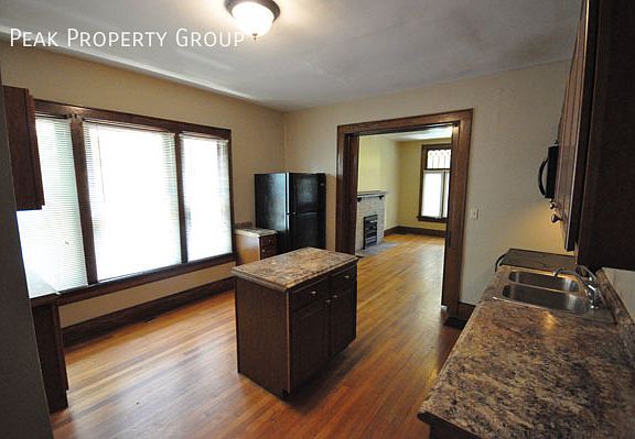 3rd image of 76 E Northwood Ave