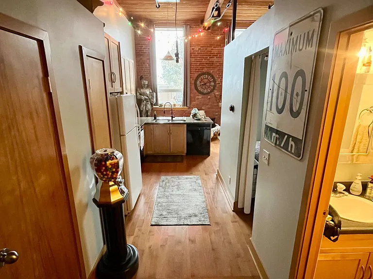 26 Ontario St #113 — Photo 3
