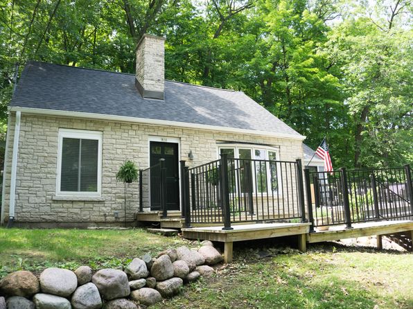 (undisclosed Address), Fontana, WI 53125
