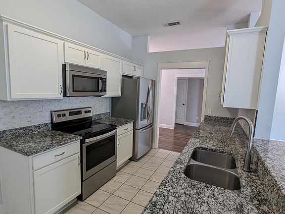 5th image of 9044 Quail Roost Dr