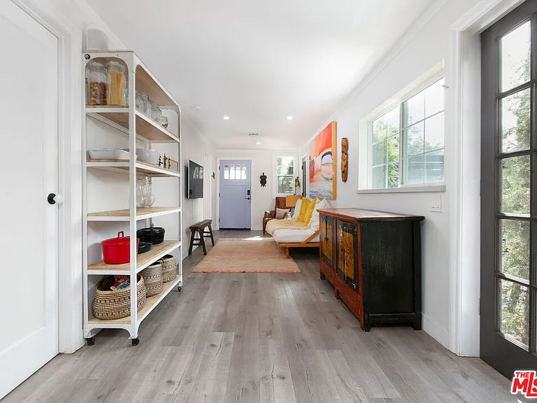 1016 Oakwood Ave — Photo 5