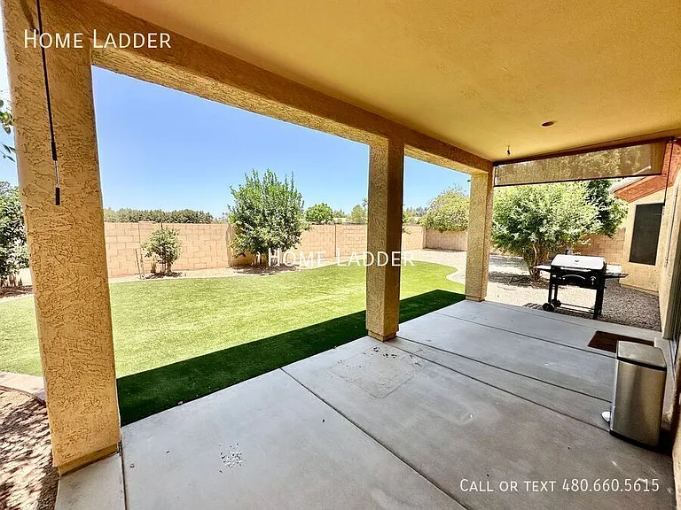 244 W Merrill Ave — Photo 20