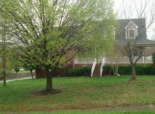 212 Shady Ln, White House, TN 37188
