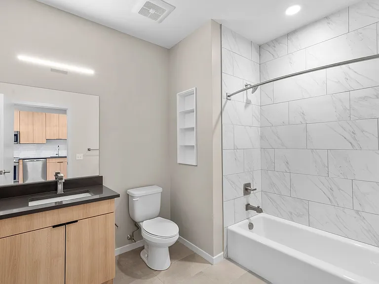 The Keystone Apartments — Photo 101