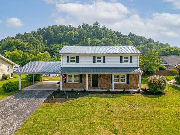 1116 Kentucky Ln, Paintsville, KY 41240