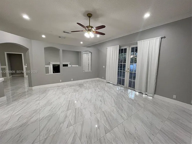 5263 SW 34th Way — Photo 11