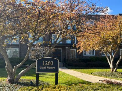 1260 N Western Ave APT 305, Lake Forest, IL, 60045