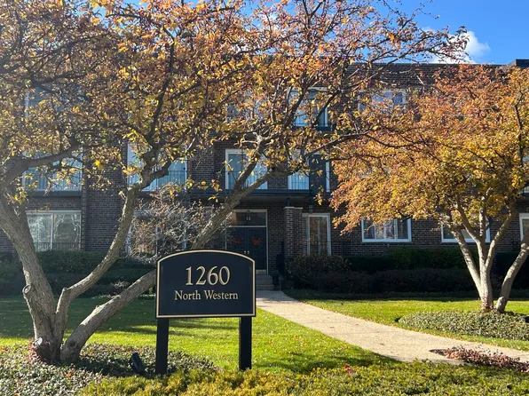 1260 N Western Ave APT 305, Lake Forest, IL 60045