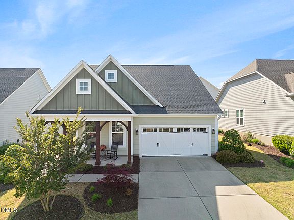 2nd image of 704 Wildflower Ridge Rd