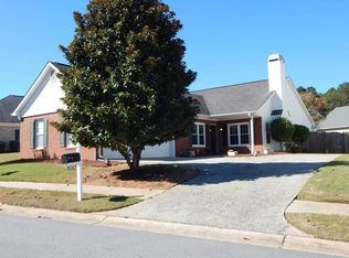 230 Woodgate Dr, Fayetteville, GA 30214