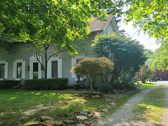 3rd image of 7564 Plumb Rd