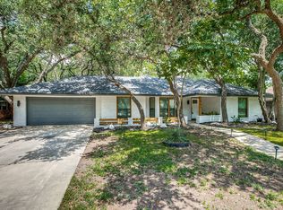 907 Serenade Dr, San Antonio, TX 78213