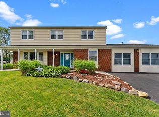 521 Cassingham Rd, Fairless Hills, PA 19030