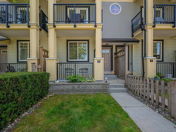 3rd image of 13886 62nd Ave #10