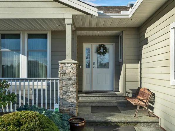 2984 Thurston Pl, Campbell River, BC V9H 0A6