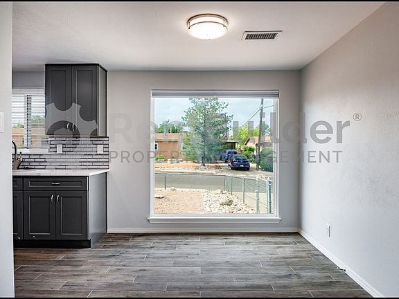 2nd image of 11005 Haines Ave NE
