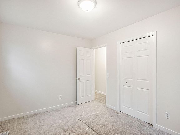 5th image of 2213 Lakeway Ave