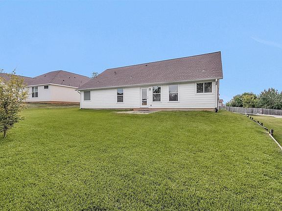 4th image of 12534 Ridgecrest Dr