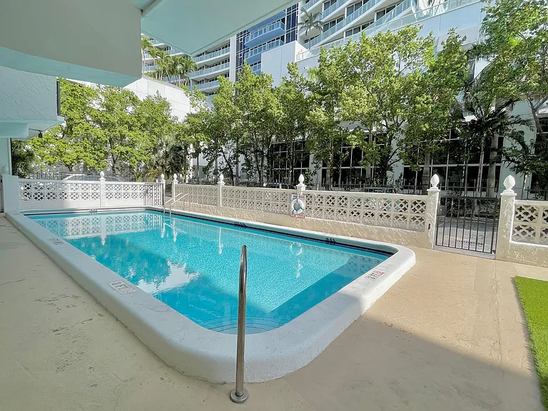 3000 Riomar St #410 — Photo 15