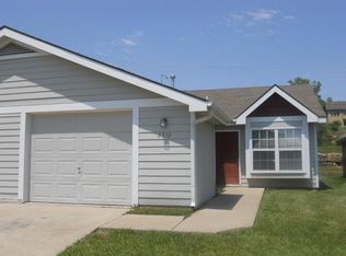 2316 Ranch Way, Lawrence, KS 66047