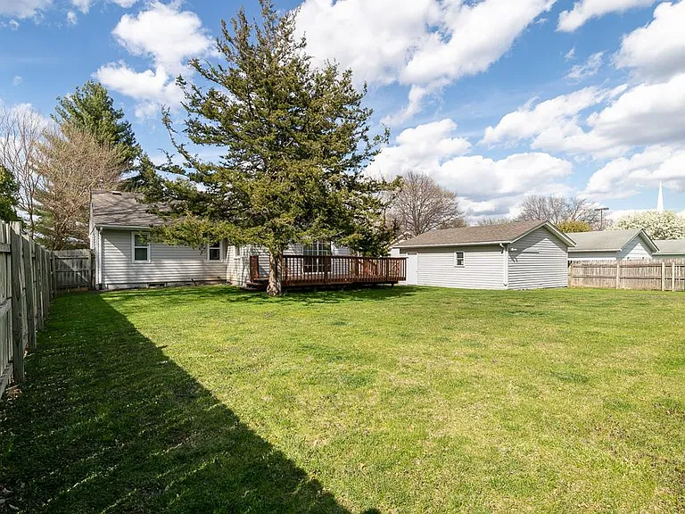 6960 Townsend Ave — Photo 22