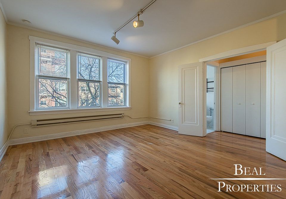 1st image of 511 W Melrose St #511215