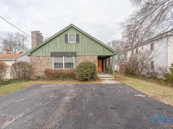 549 E 5th St, Perrysburg, OH 43551